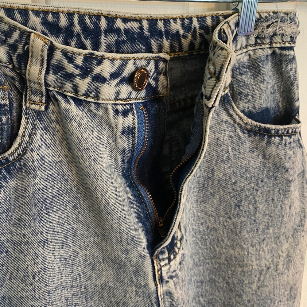 Rolling Stone Acid Wash Jeans - Picture 4 of 7